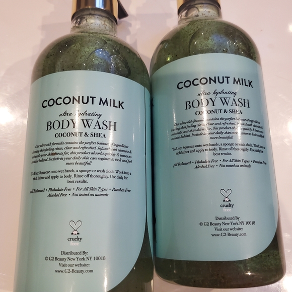 Coconut Milk & Shea Exfoliating Body Wash - 33.8 oz  (2 Bottles) - Picture 9 of 10